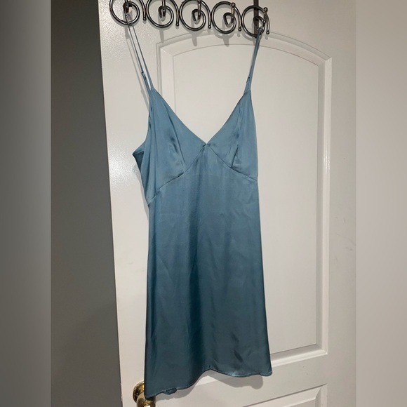 New! Secret Mission Erica Slip 100% Silk Mini Dress in Dusty Blue 🩵 Medium NWT! - Picture 14 of 16